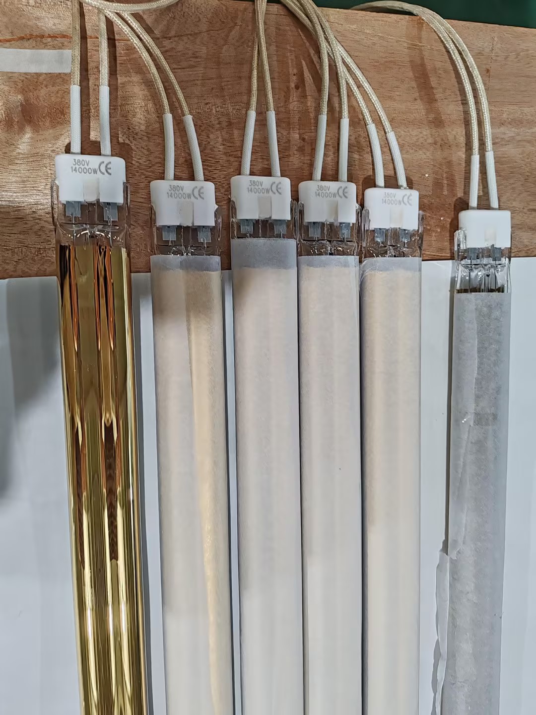 Factory Price 480v 2500w halogen heating lamps