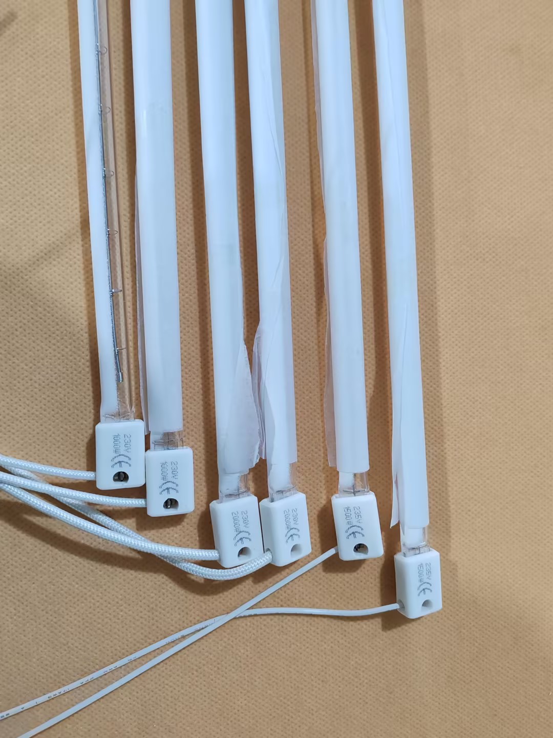 หลอดไฟ Heat Lamp แบบฮาโลเจน ขนาด 1230 มม. กำลังไฟ 1500 วัตต์
