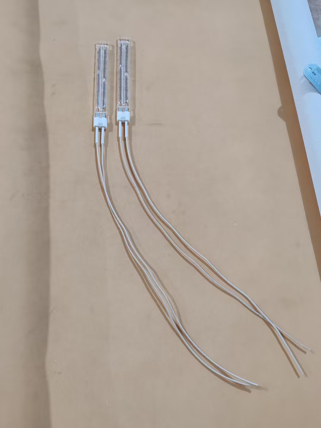High Quality Medium Wave 950mm 415v 2000w IR Halogen Heating Bulb